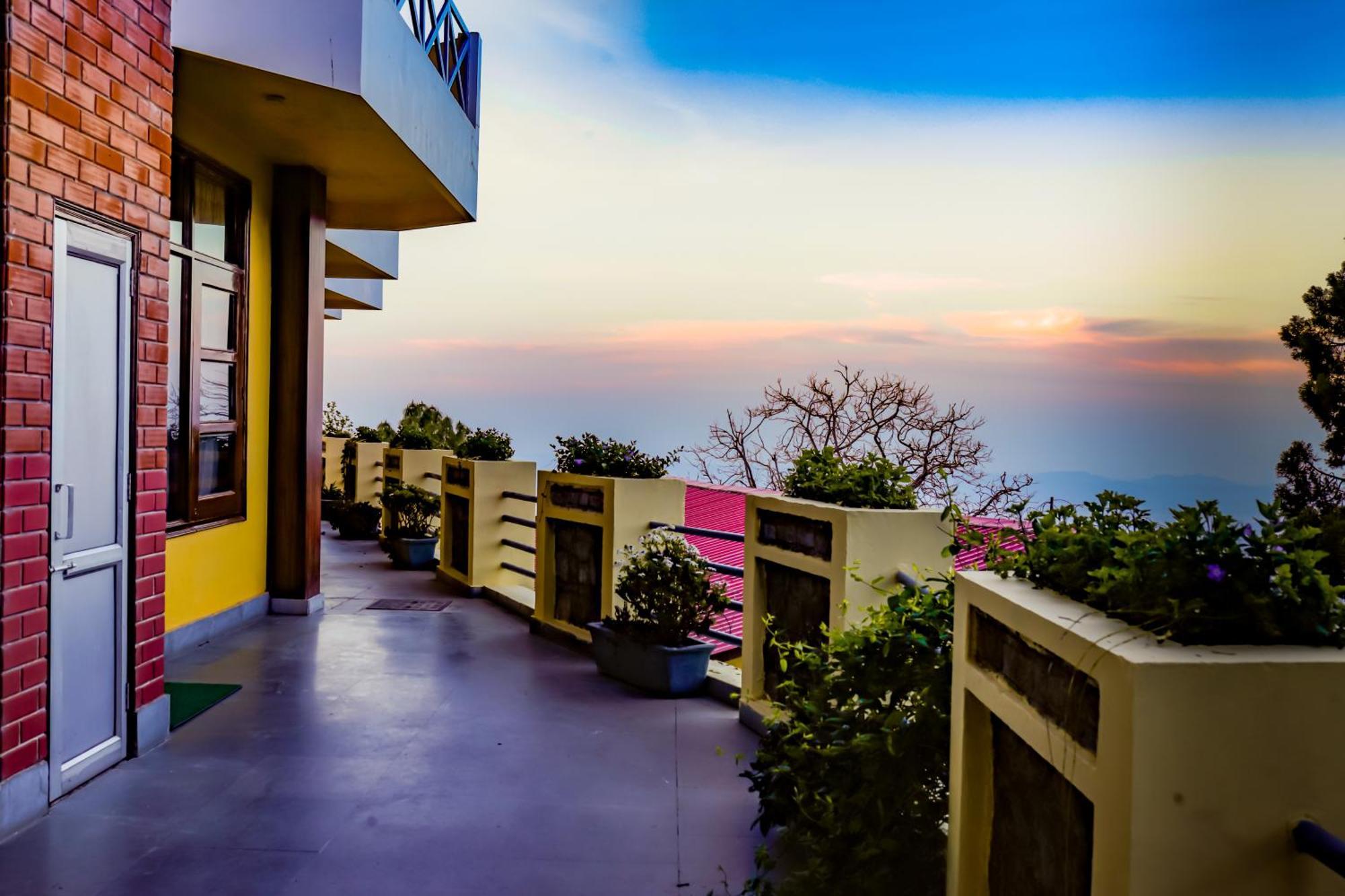 Green N Breeze Resorts 무소리에 외부 사진